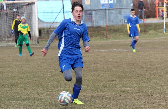 赛的策略制 赛的策略制